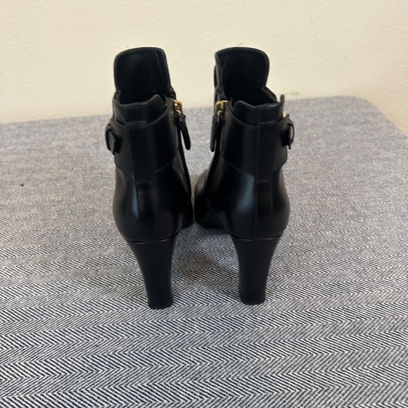 Tod's Black Leather Ankle Booties - Picture 4 of 10